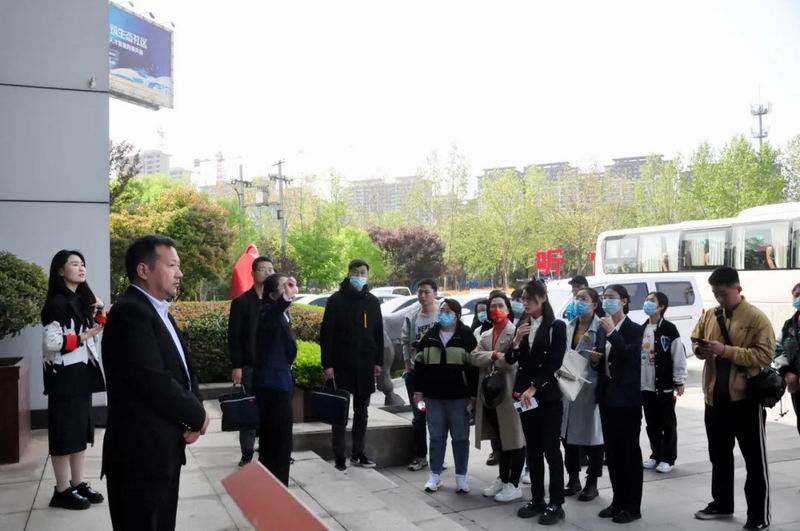 1688108705144136.jpg 640.jpg